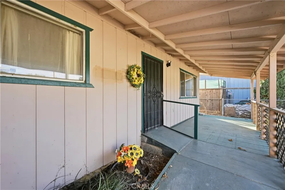 3944 Country Club Lucerne, CA 95458