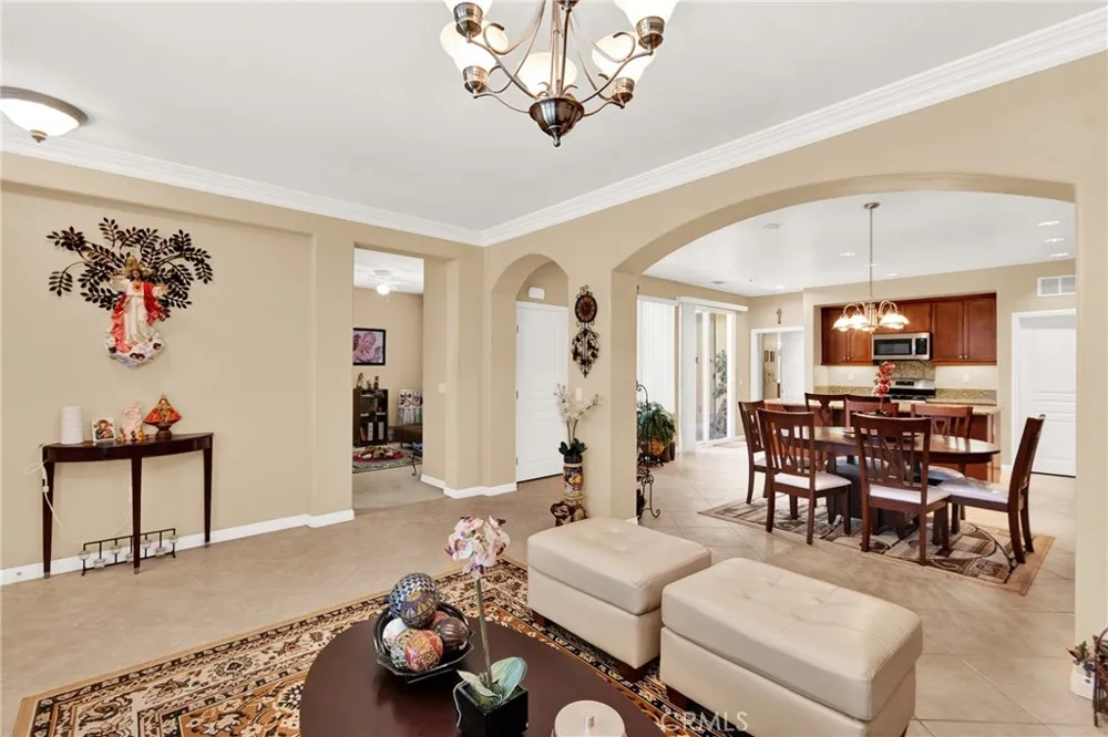 129 Cascade Beaumont, CA 92223