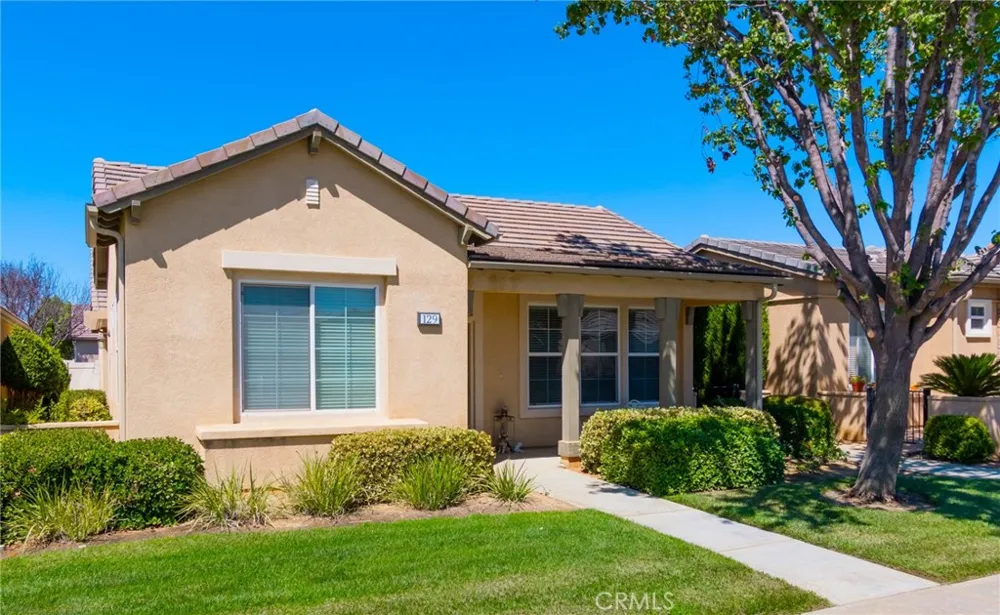 129 Cascade Beaumont, CA 92223