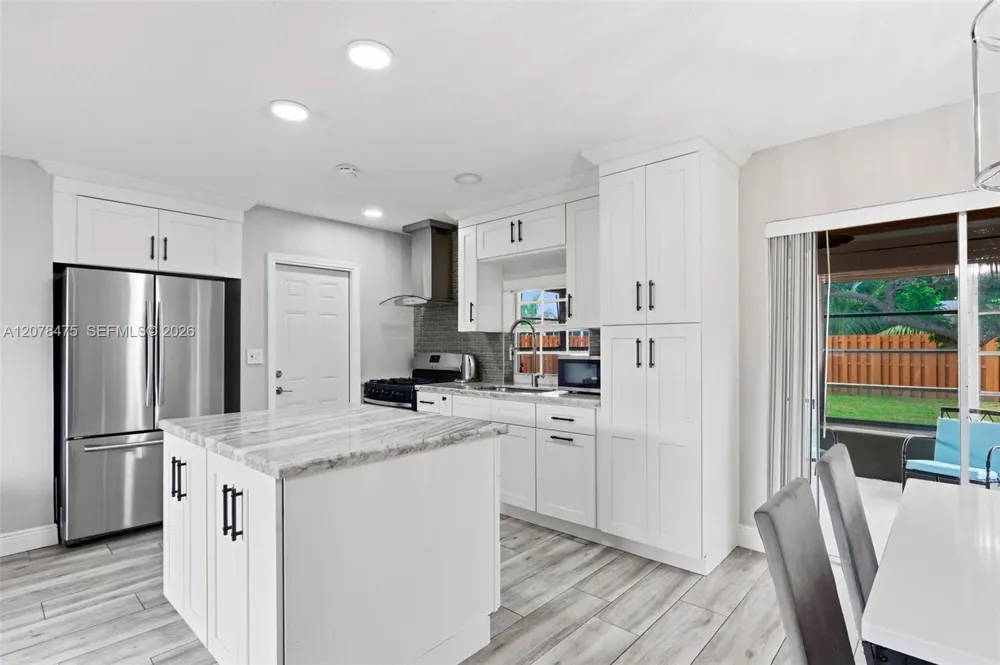 8397 NW 25th Ct Sunrise, FL 33322