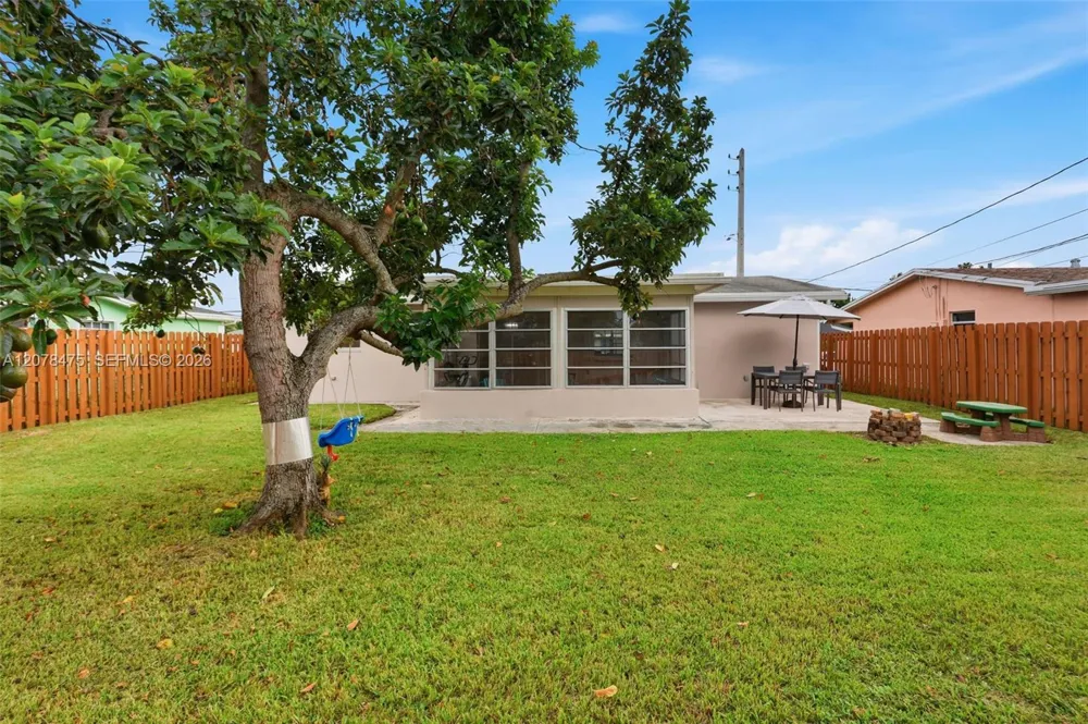 8397 NW 25th Ct Sunrise, FL 33322