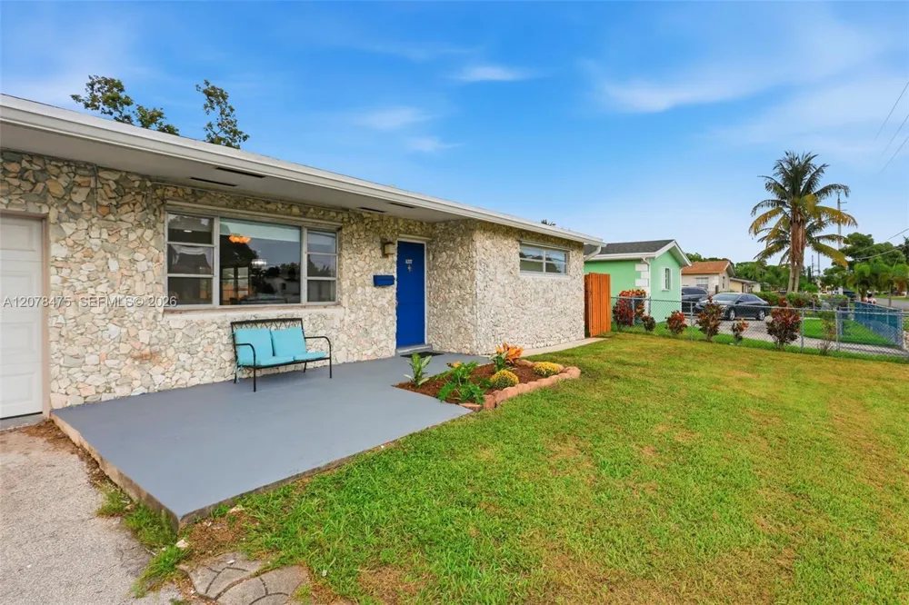 8397 NW 25th Ct Sunrise, FL 33322