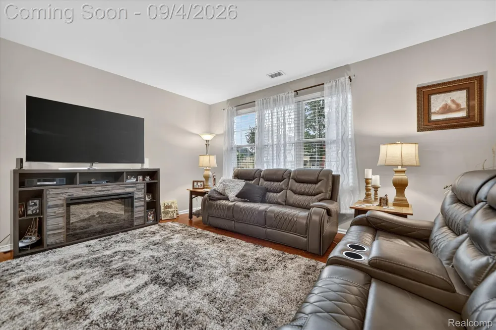 4285 S Hampton Ridge Boulevard E #141 Genoa Township, MI 48843