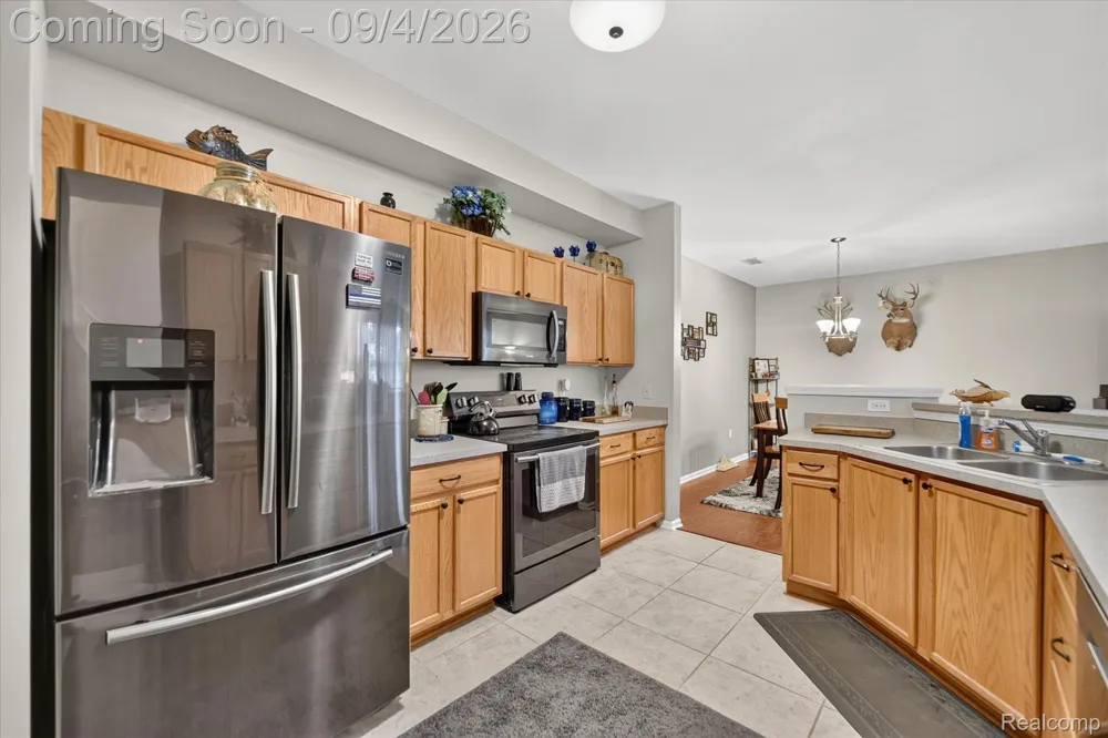 4285 S Hampton Ridge Boulevard E #141 Genoa Township, MI 48843