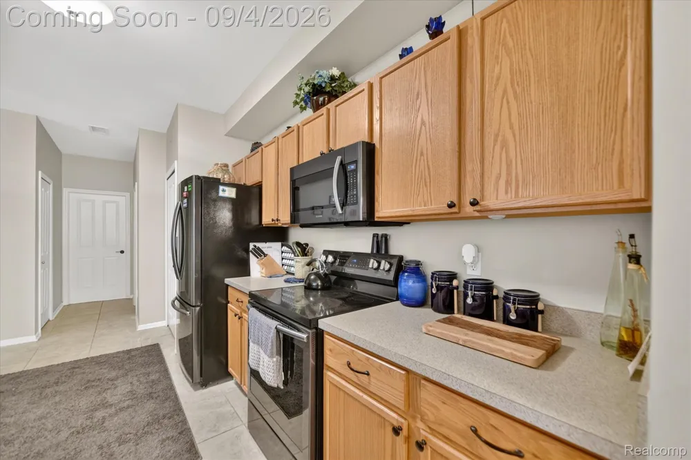 4285 S Hampton Ridge Boulevard E #141 Genoa Township, MI 48843