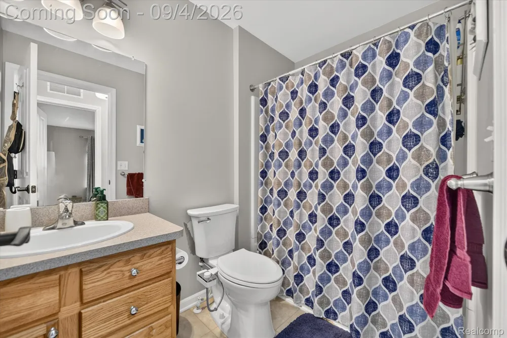 4285 S Hampton Ridge Boulevard E #141 Genoa Township, MI 48843