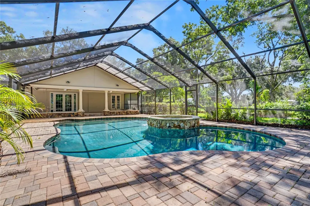 12511 PALOMINO COURT Tampa, FL 33626