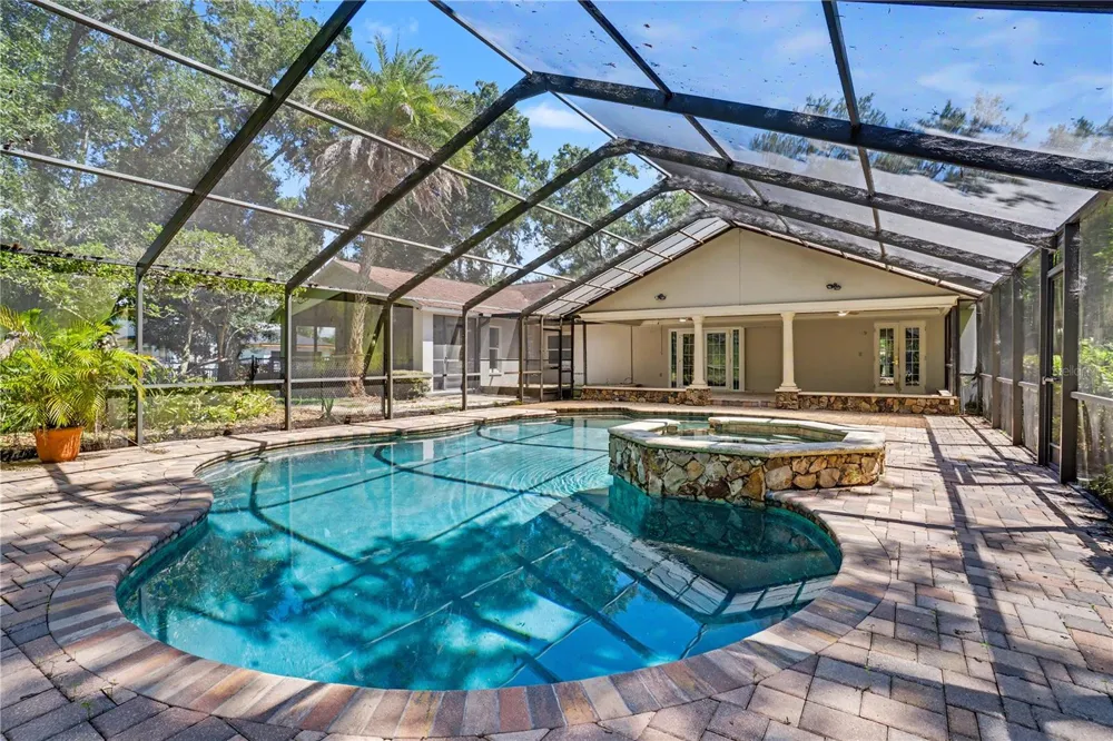 12511 PALOMINO COURT Tampa, FL 33626