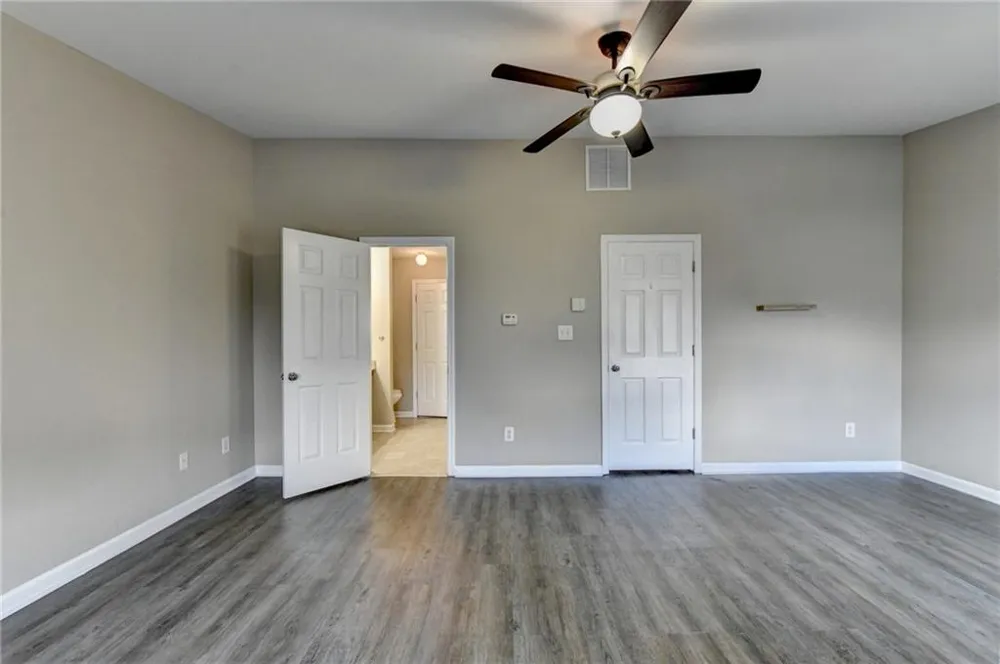 2152 Executive Drive Duluth, GA 30096