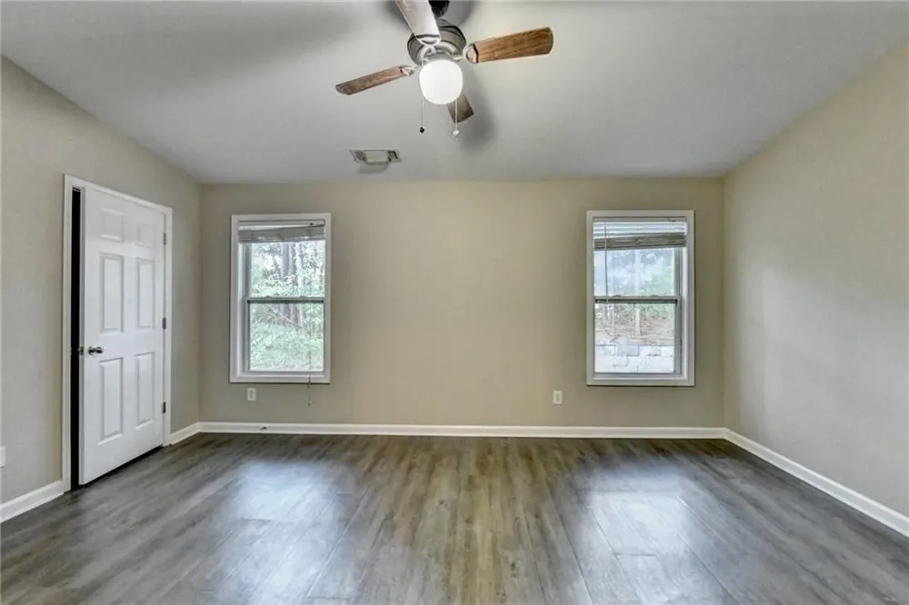 2152 Executive Drive Duluth, GA 30096