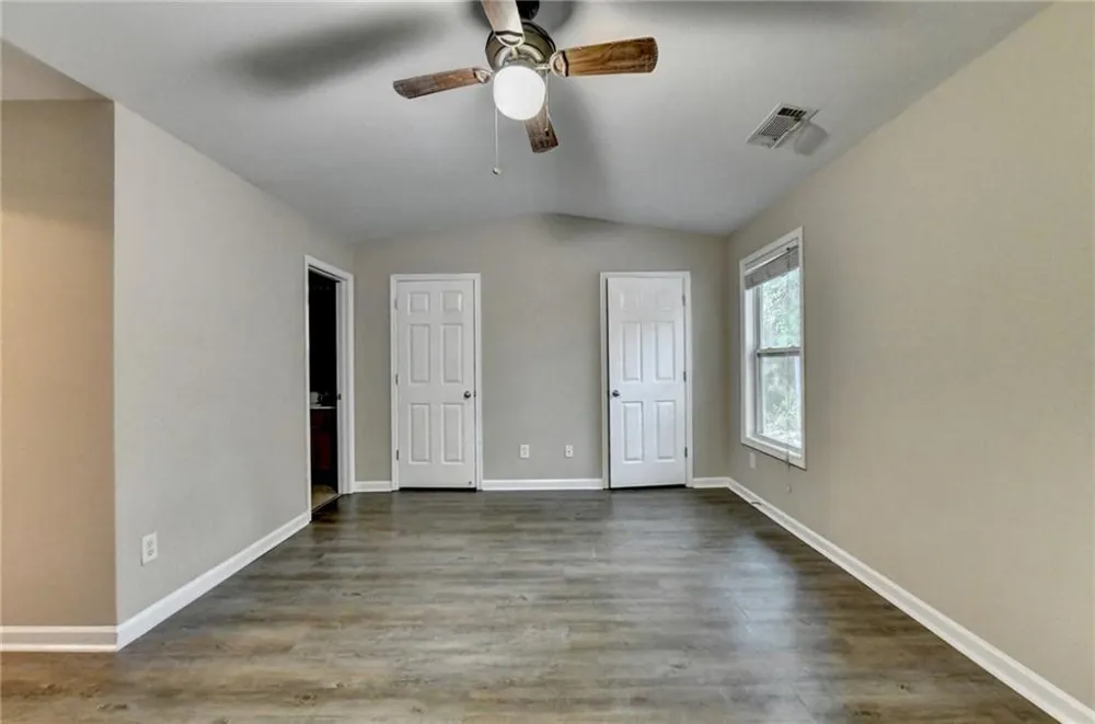 2152 Executive Drive Duluth, GA 30096