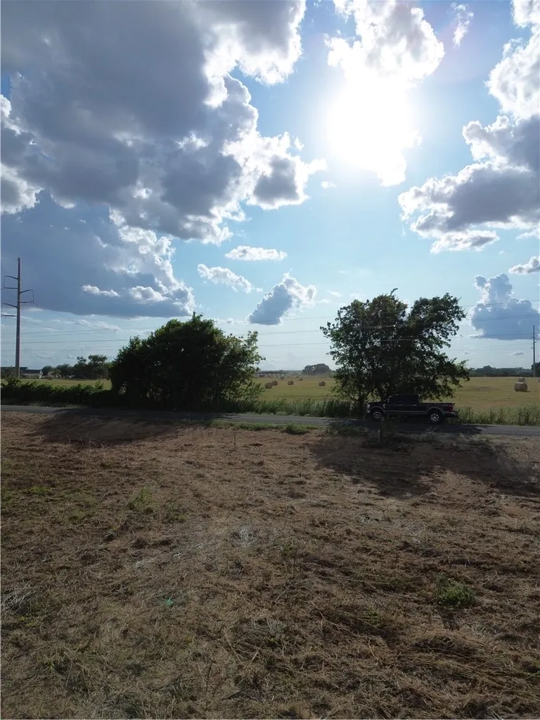 Grant Prairie Rd Franklin, TX 77856