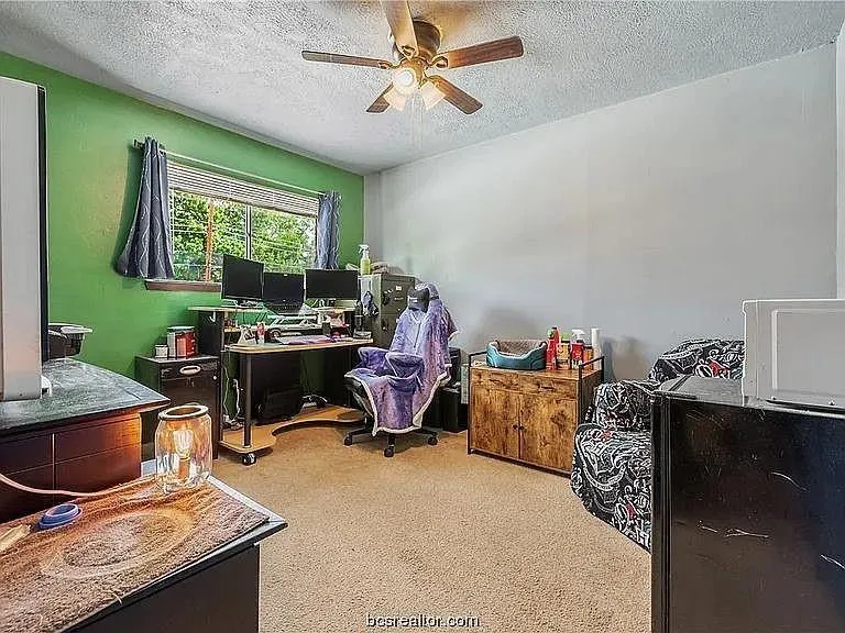 924 Navidad Street Bryan, TX 77801