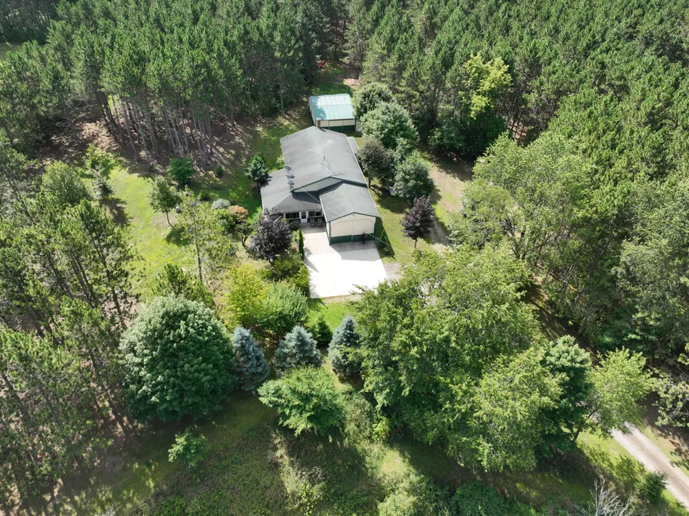 3685 Cypress Road Blanchard, MI 49340
