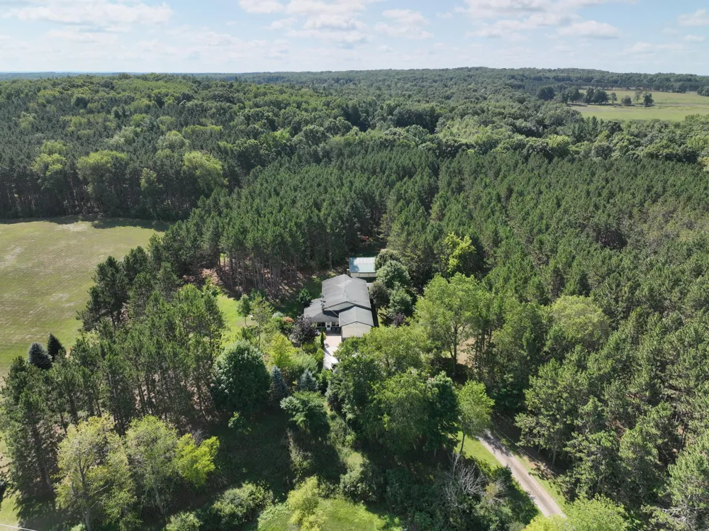 3685 Cypress Road Blanchard, MI 49340