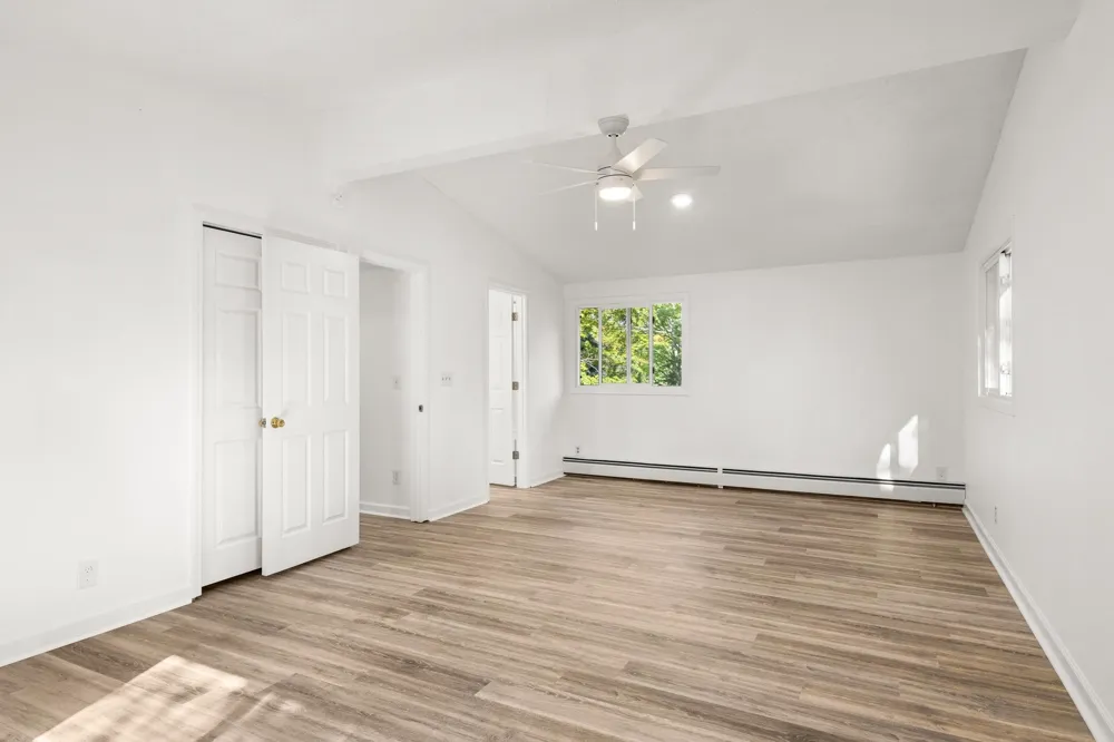 8877 US-31 N Acme Township, MI 49690