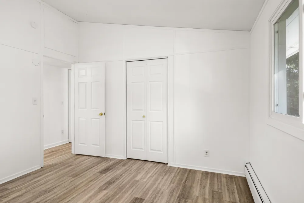 8877 US-31 N Acme Township, MI 49690