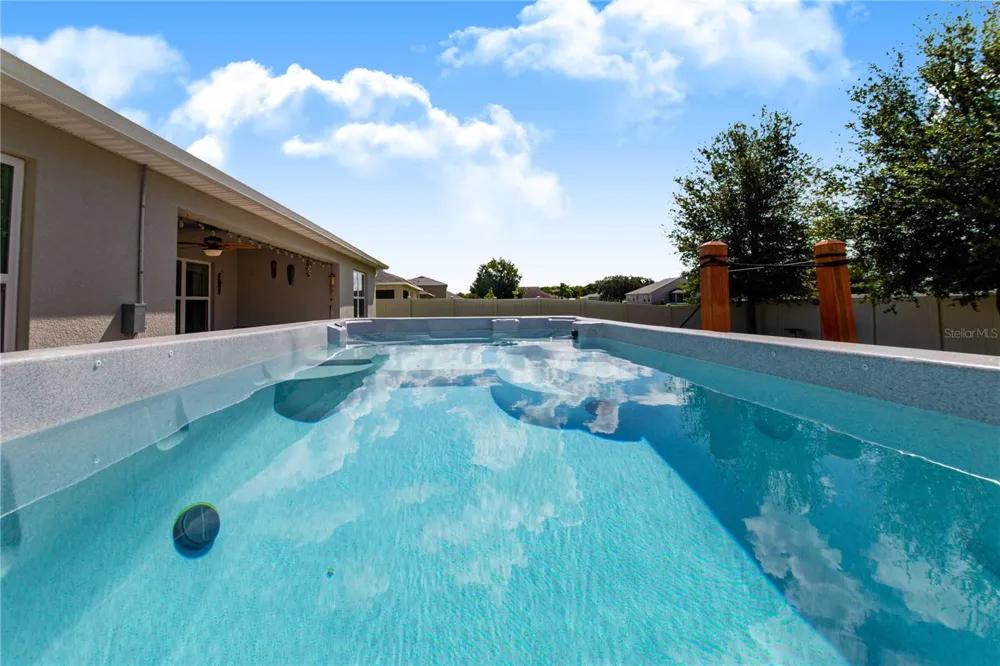 803 AUBURN GROVE COURT Auburndale, FL 33823