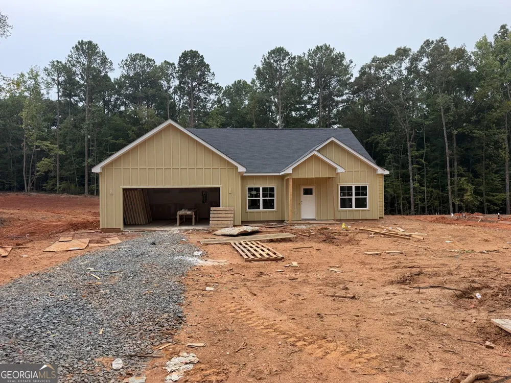 169 Avalee RD Brooks, GA 30205