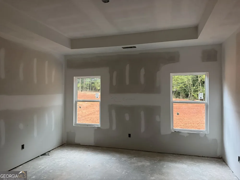 169 Avalee RD Brooks, GA 30205