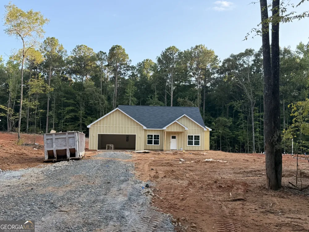 169 Avalee RD Brooks, GA 30205
