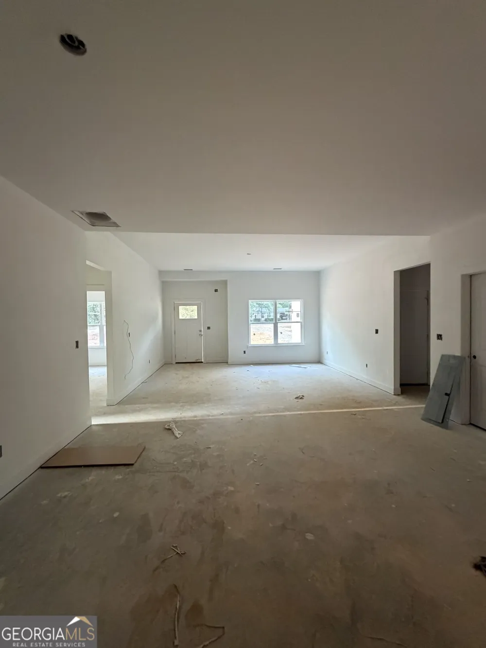 169 Avalee RD Brooks, GA 30205