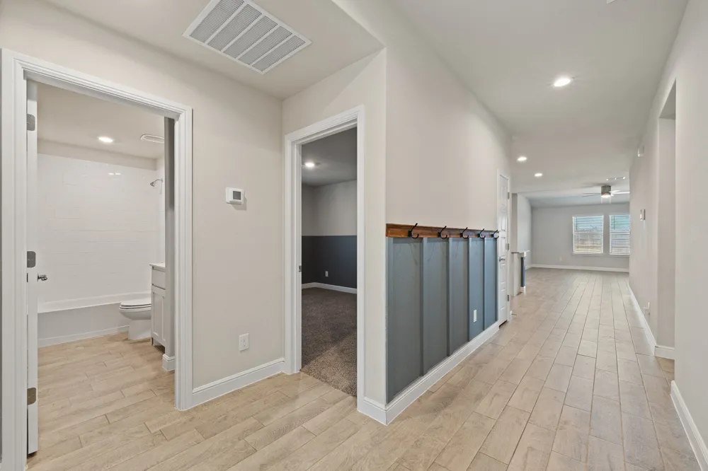 616 Breckenridge Park Drive Alvarado, TX 76009