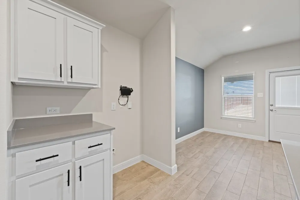 616 Breckenridge Park Drive Alvarado, TX 76009