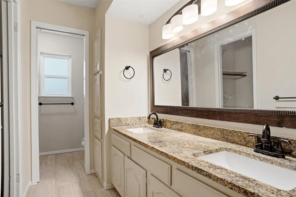 2958 Columbine Drive Grapevine, TX 76051