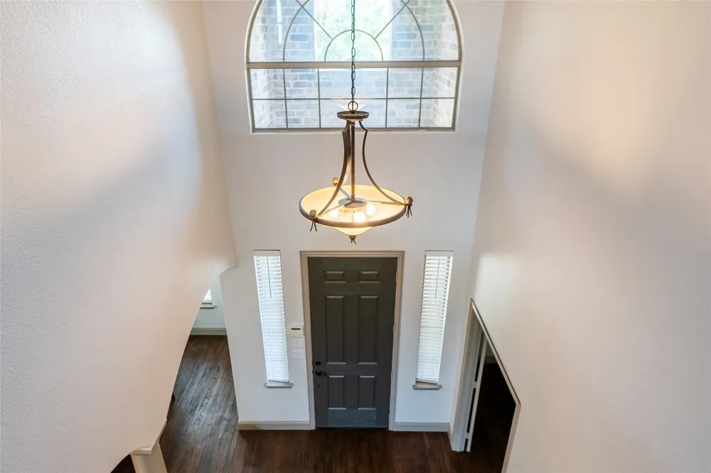 5730 Creek Crossing Lane Sachse, TX 75048