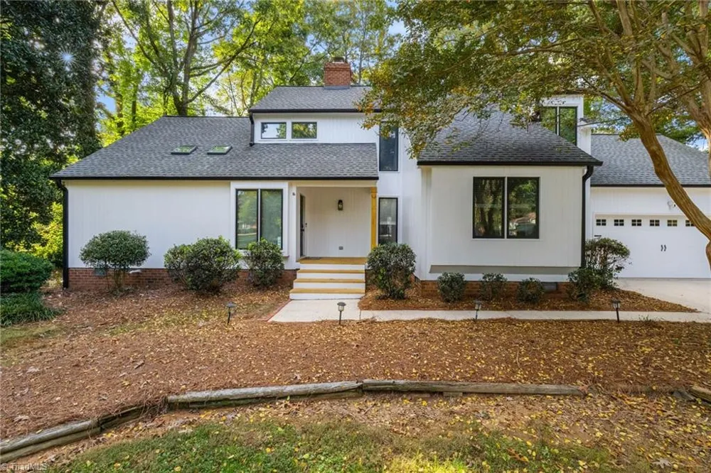 5928 Woodfield Drive Kernersville, NC 27284