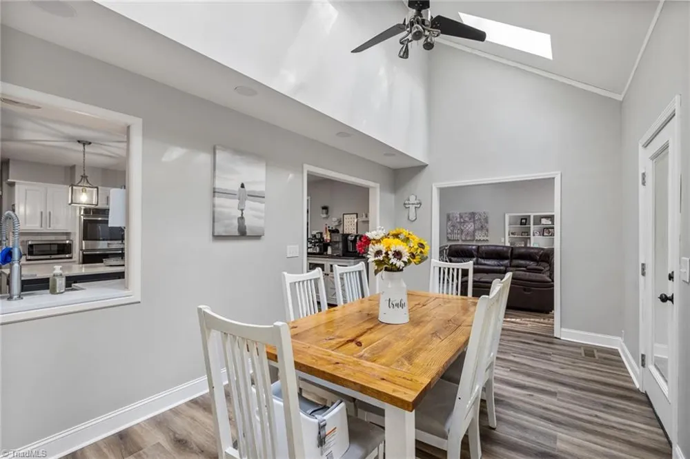 5928 Woodfield Drive Kernersville, NC 27284