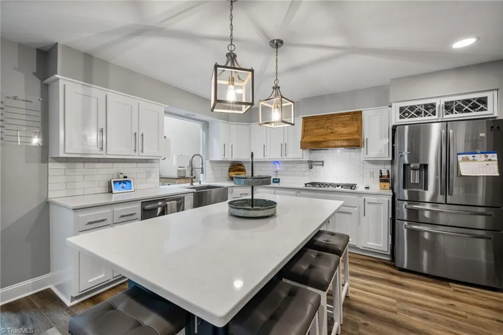 5928 Woodfield Drive Kernersville, NC 27284
