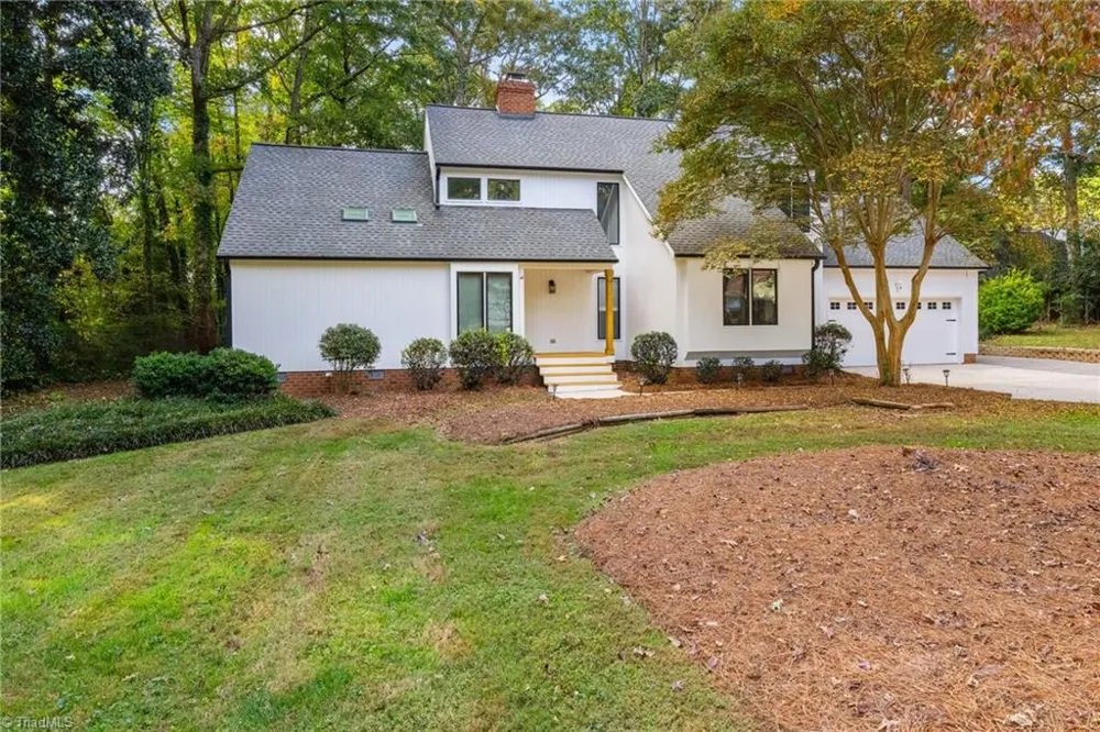 5928 Woodfield Drive Kernersville, NC 27284
