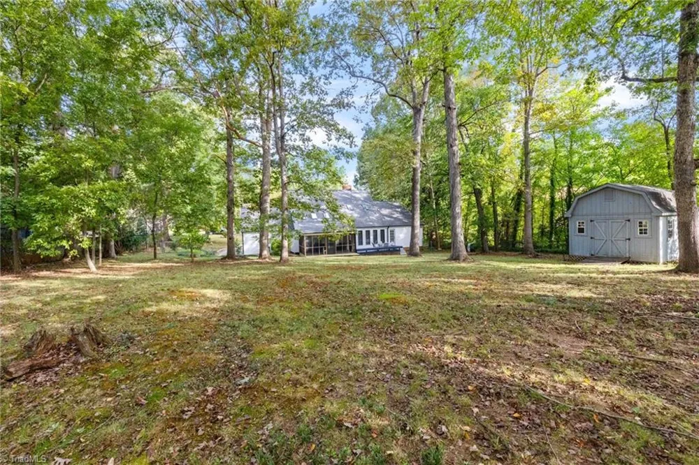 5928 Woodfield Drive Kernersville, NC 27284