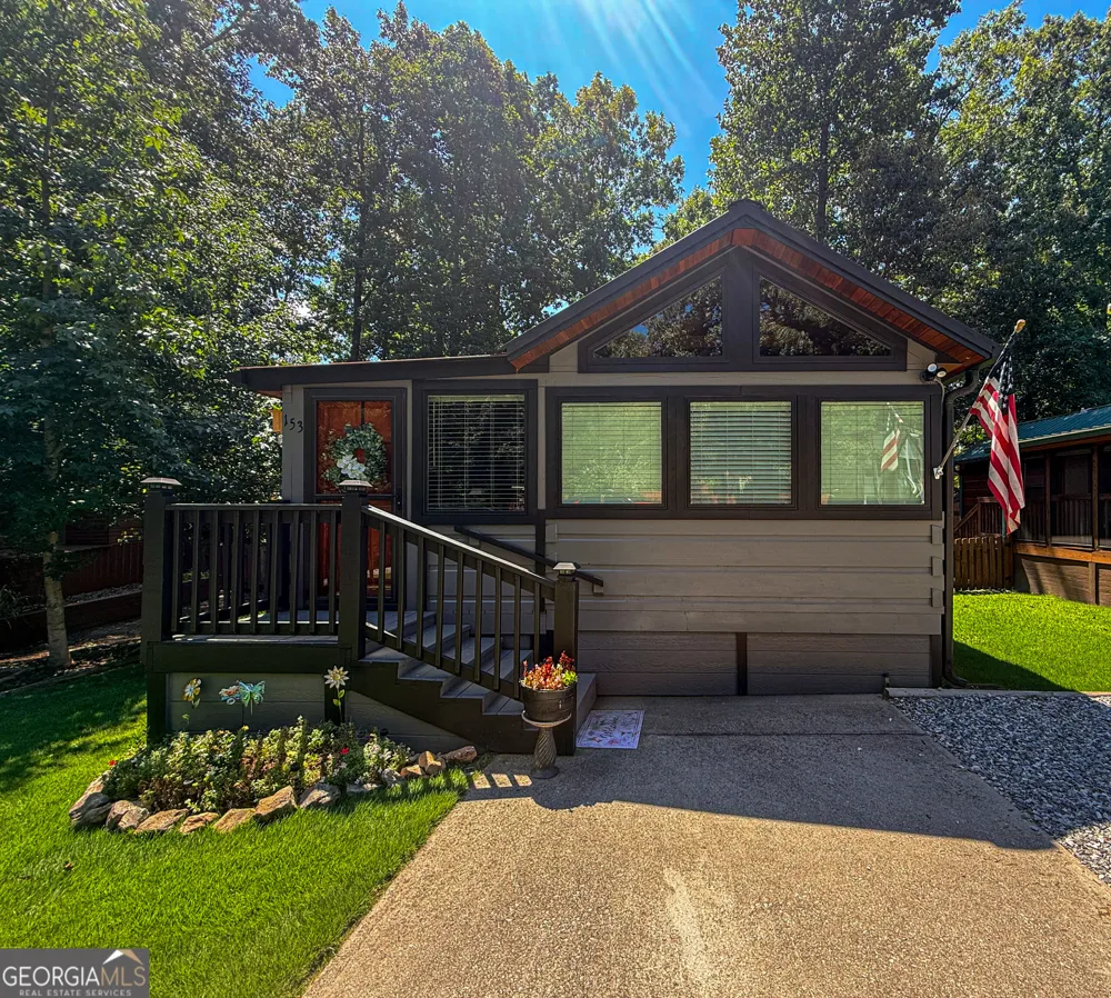 153 Elkmont TRL Cleveland, GA 30528