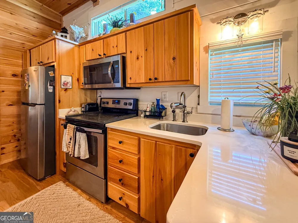 153 Elkmont TRL Cleveland, GA 30528