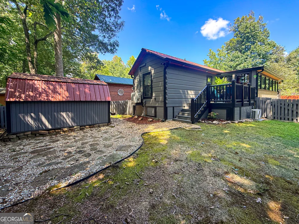 153 Elkmont TRL Cleveland, GA 30528