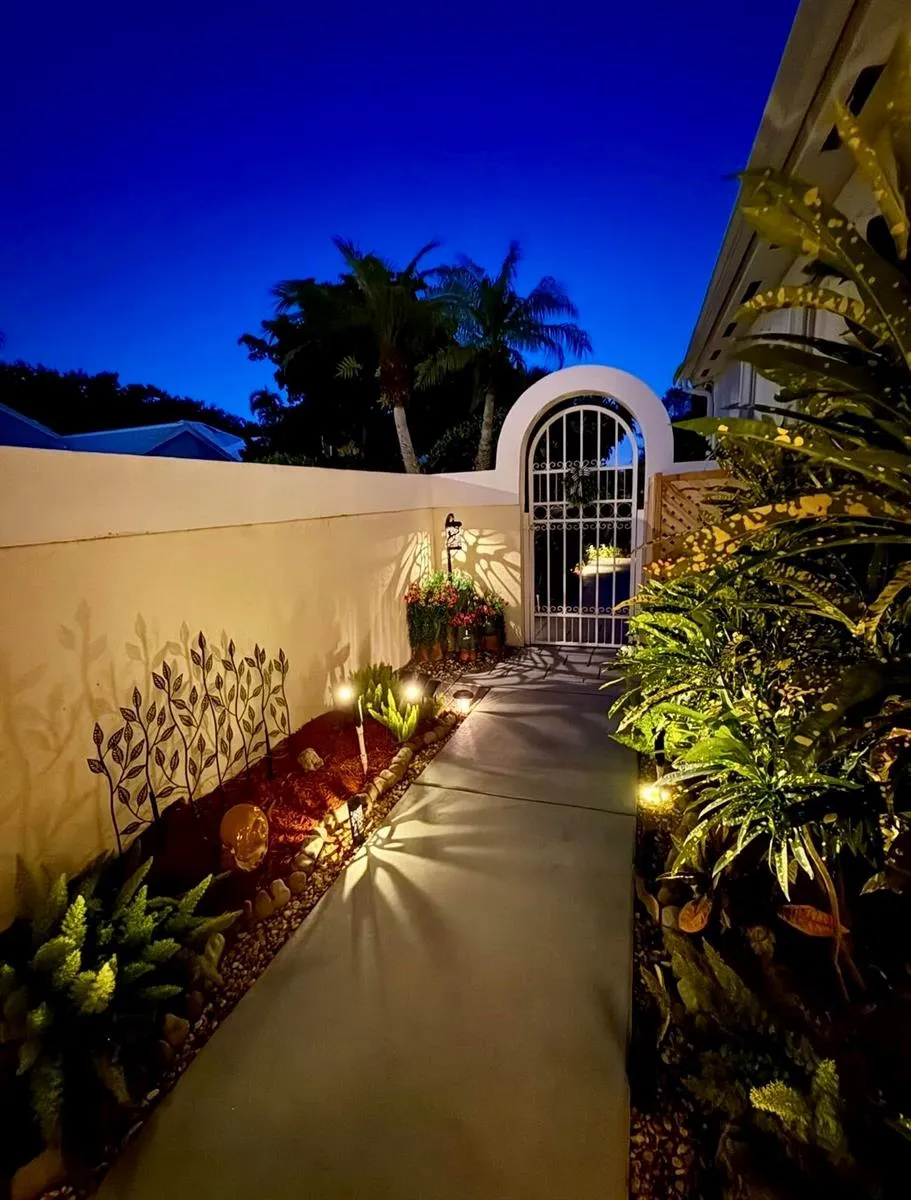 1109 Lytham Court West Palm Beach, FL 33411