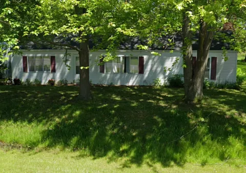 8052 Beecher Rd