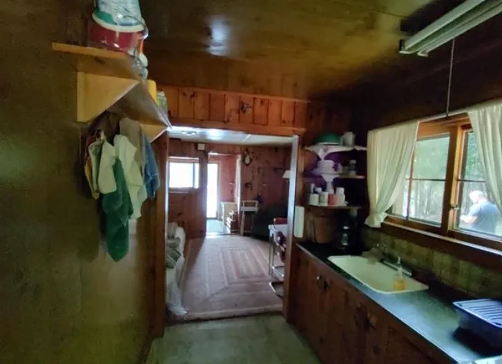 13999 County Road 440 Nahma, MI 49895