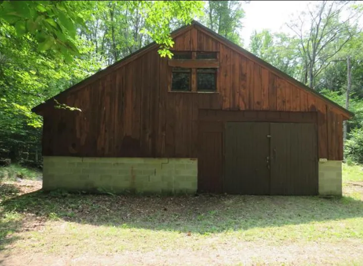 13999 County Road 440 Nahma, MI 49895