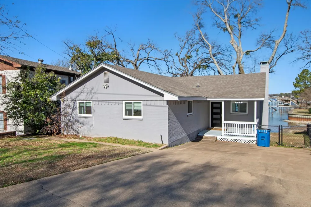 224 Harbor Drive Gun Barrel City, TX 75156