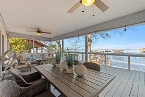 224 Harbor Drive Gun Barrel City, TX 75156