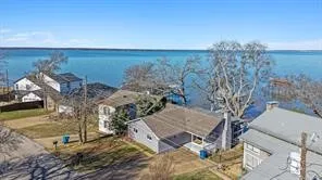 224 Harbor Drive Gun Barrel City, TX 75156