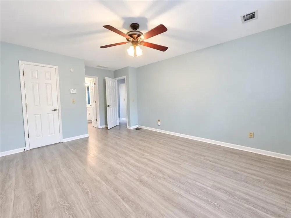 1426 Cambridge Common Decatur, GA 30033
