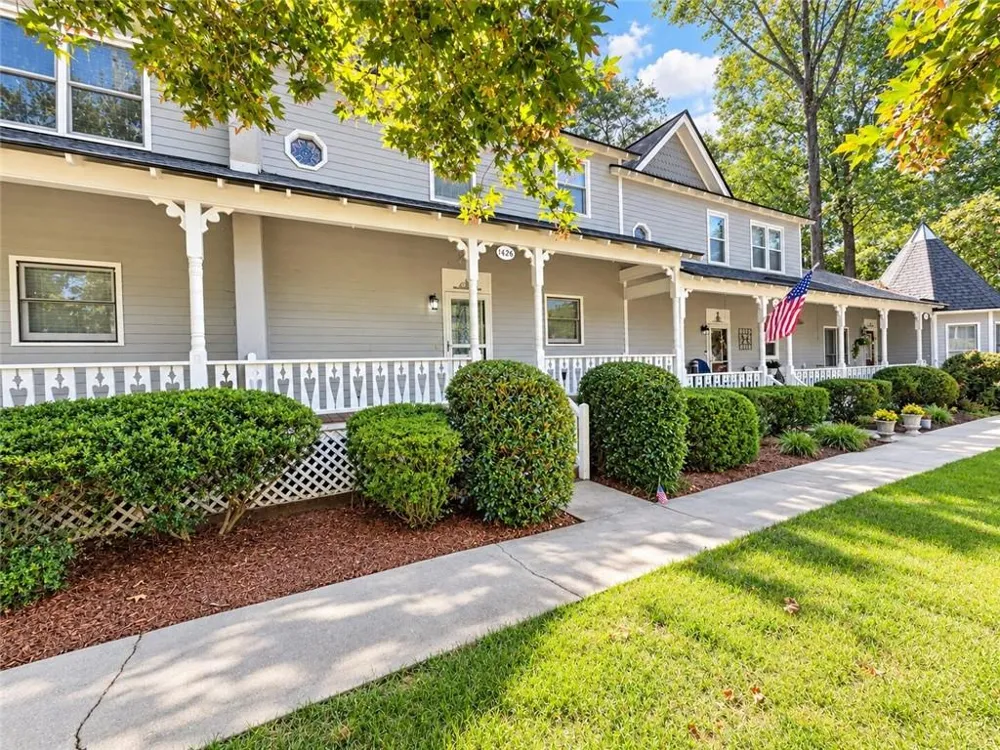 1426 Cambridge Common Decatur, GA 30033