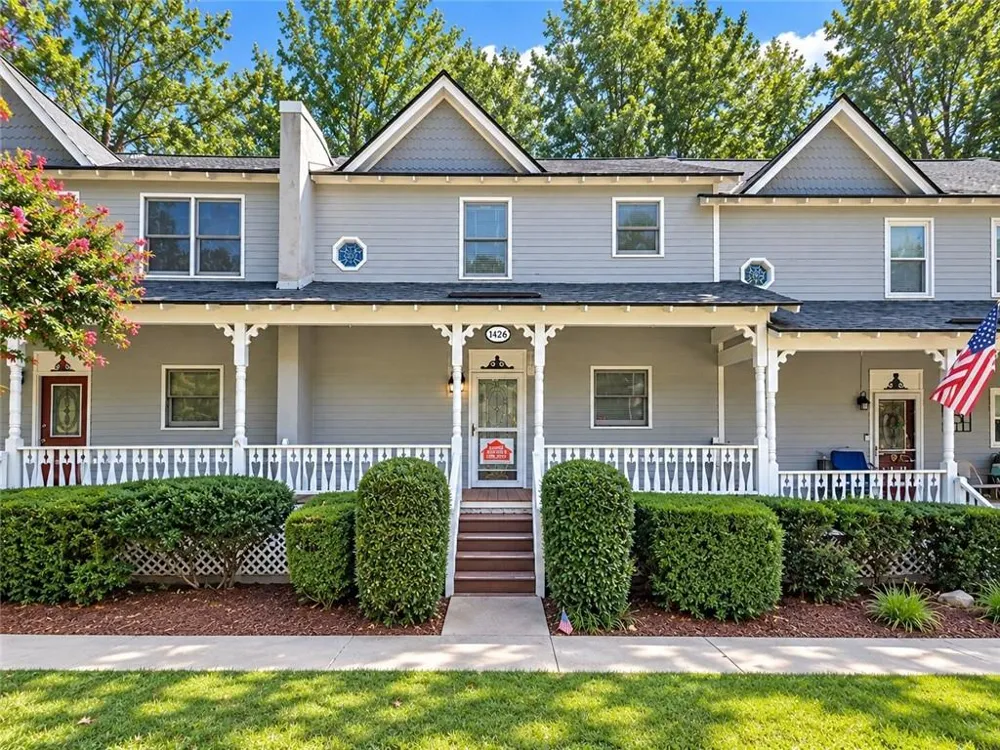 1426 Cambridge Common Decatur, GA 30033