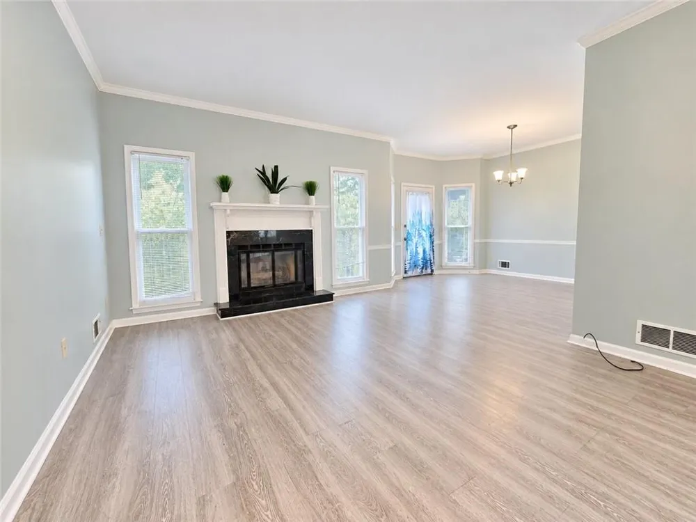 1426 Cambridge Common Decatur, GA 30033