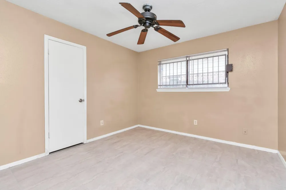 1315 Twining Oaks Lane Missouri City, TX 77489